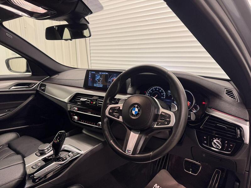 BMW 5 Series 520d M Sport Estate 2.0 Automatic Diesel - U119259