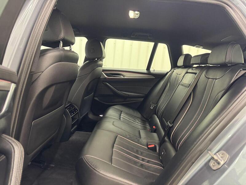 BMW 5 Series 520d M Sport Estate 2.0 Automatic Diesel - U119259