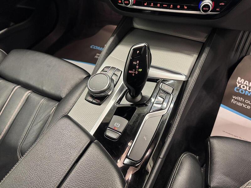 BMW 5 Series 520d M Sport Estate 2.0 Automatic Diesel - U119259