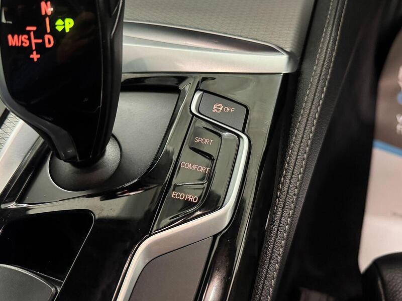 BMW 5 Series 520d M Sport Estate 2.0 Automatic Diesel - U119259