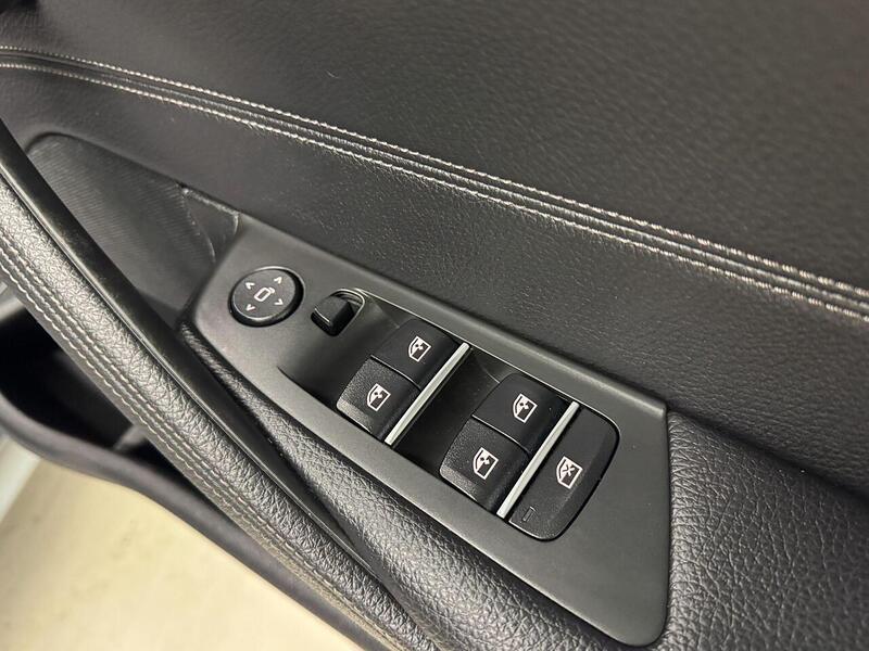 BMW 5 Series 520d M Sport Estate 2.0 Automatic Diesel - U119259