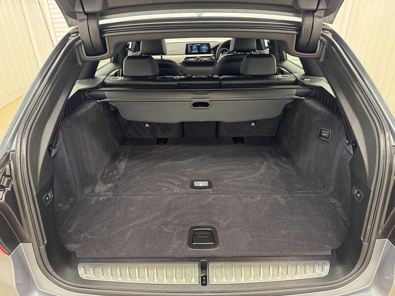 BMW 5 Series 520d M Sport Estate 2.0 Automatic Diesel - U119259