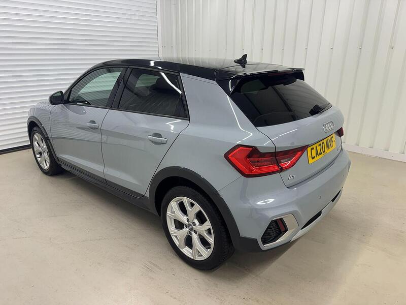Audi A1 1.0 TFSI 30 Citycarver 5dr Petrol S Tronic Euro 6 (s/s) (116 ps) - U119261