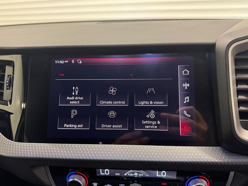 Audi A1 1.0 TFSI 30 Citycarver 5dr Petrol S Tronic Euro 6 (s/s) (116 ps) - U119261