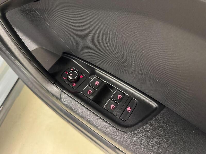 Audi A1 1.0 TFSI 30 Citycarver 5dr Petrol S Tronic Euro 6 (s/s) (116 ps) - U119261