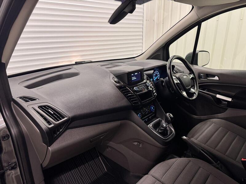 Ford Transit Connect 1.5 240 EcoBlue Limited L1 Euro 6 (s/s) 5dr - U119262