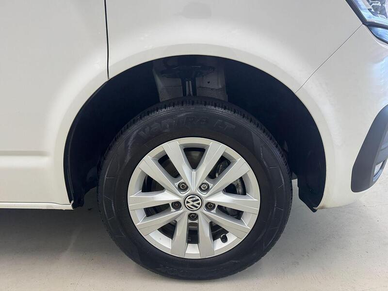 Volkswagen Transporter 2.0 TDI T28 Highline Panel Van 5dr Diesel Manual FWD SWB Euro 6 (s/s) (110 ps) - U119268