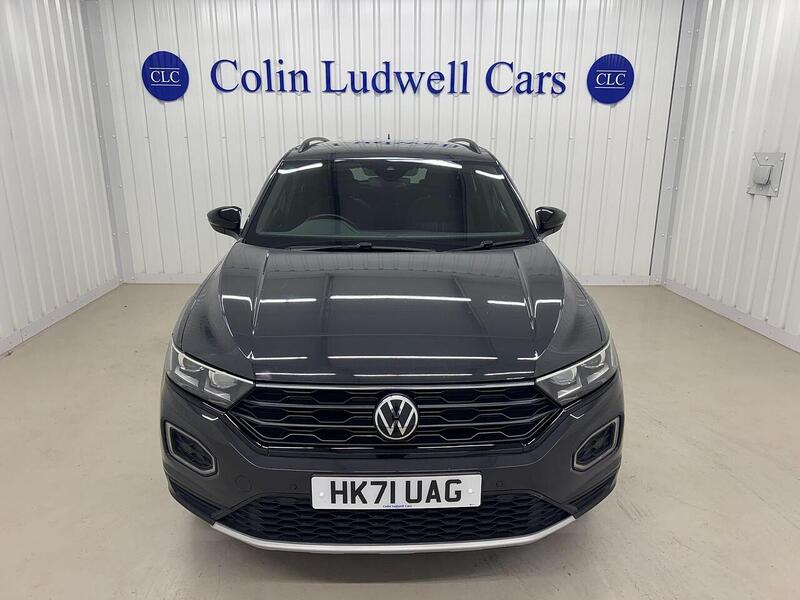 Volkswagen T-Roc 1.5 TSI EVO Black Edition SUV 5dr Petrol Manual Euro 6 (s/s) (150 ps) - U119271