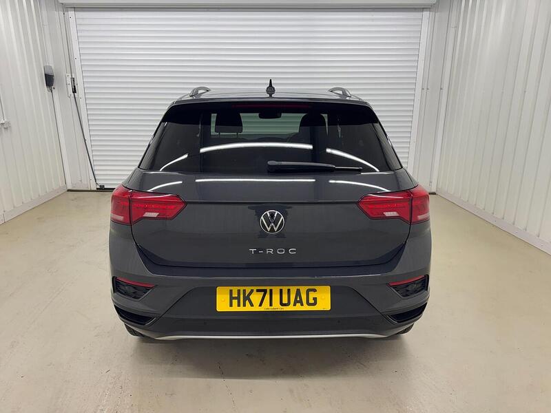 Volkswagen T-Roc 1.5 TSI EVO Black Edition SUV 5dr Petrol Manual Euro 6 (s/s) (150 ps) - U119271