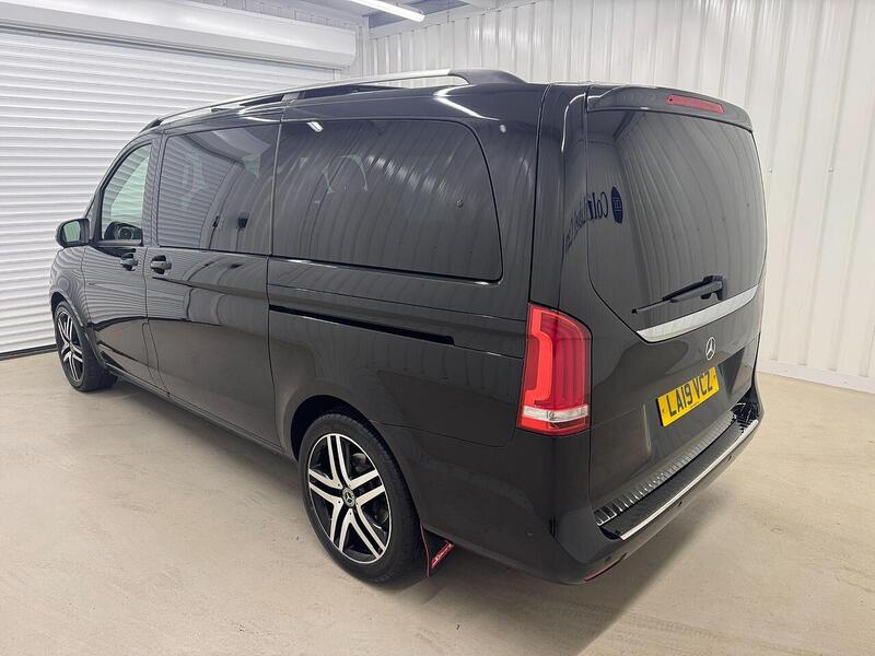 Mercedes-Benz V Class 2.2 V220d Sport MPV 5dr Diesel G-Tronic+ Euro 6 (s/s) 8 Seat LWB (163 ps) - U119274