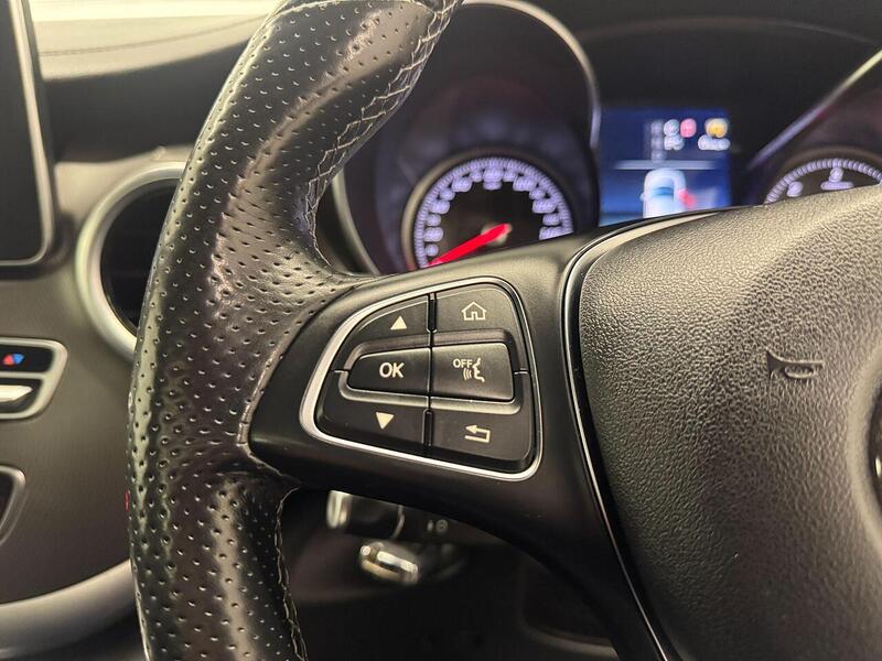 Mercedes-Benz V Class 2.2 V220d Sport MPV 5dr Diesel G-Tronic+ Euro 6 (s/s) 8 Seat LWB (163 ps) - U119274