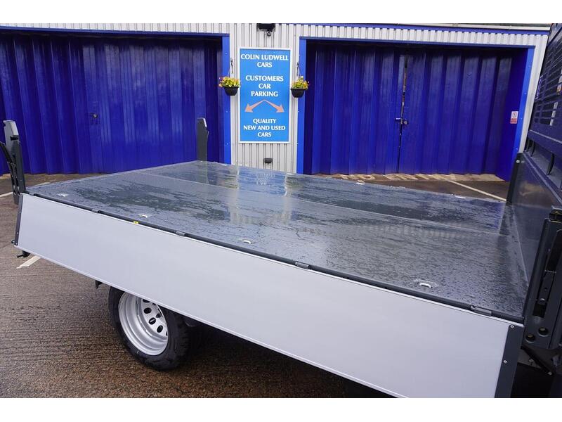 Ford Transit Transit 2.0 350 EcoBlue Leader Tipper 2dr Diesel Manual RWD L2 Euro 6 (s/s) (1-Way, 1-Stop) (165 ps) - U119275