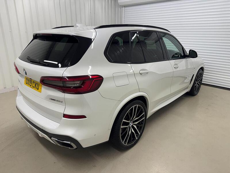 BMW X5 3.0 30d M Sport SUV 5dr Diesel Auto xDrive Euro 6 (s/s) (265 ps) - U119276