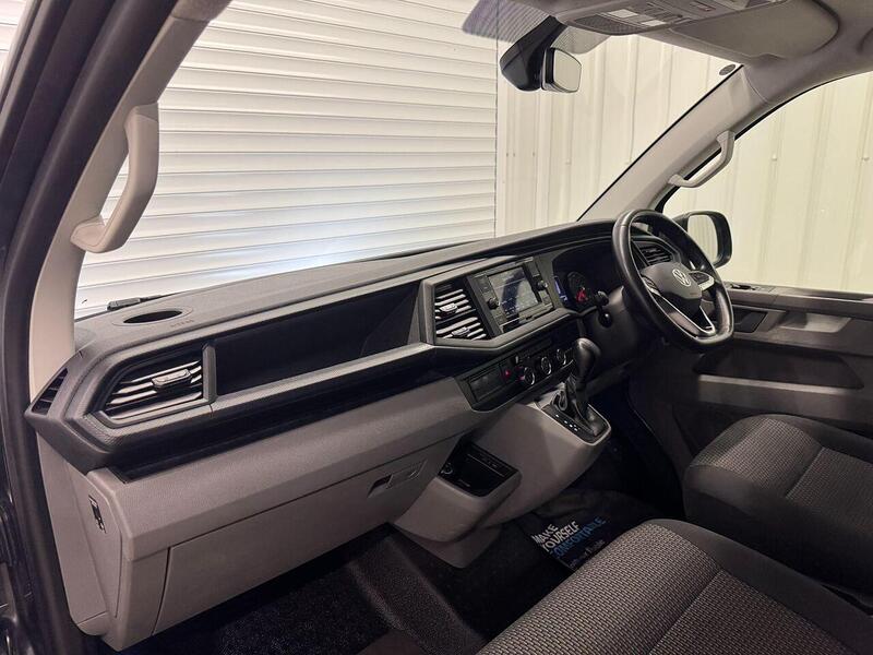 Volkswagen Transporter 2.0 TDI T30 Highline Panel Van 5dr Diesel DSG FWD LWB Euro 6 (s/s) (150 ps) - U119277