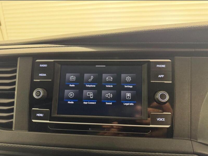 Volkswagen Transporter 2.0 TDI T30 Highline Panel Van 5dr Diesel DSG FWD LWB Euro 6 (s/s) (150 ps) - U119277