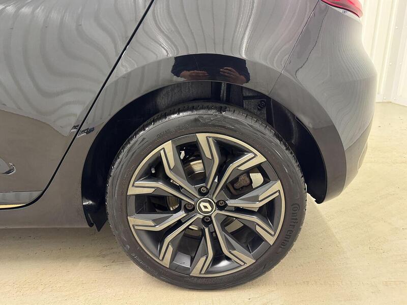 Renault Clio 1.0 TCe Lutecia Euro 6 (s/s) 5dr - U119279
