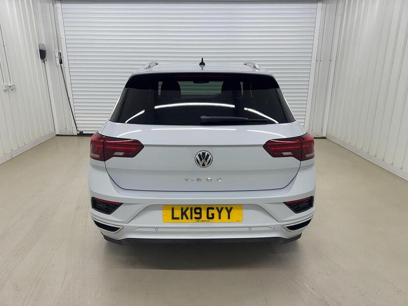 Volkswagen T-Roc 1.5 TSI GPF EVO R-Line SUV 5dr Petrol Manual Euro 6 (s/s) (150 ps) - U119282