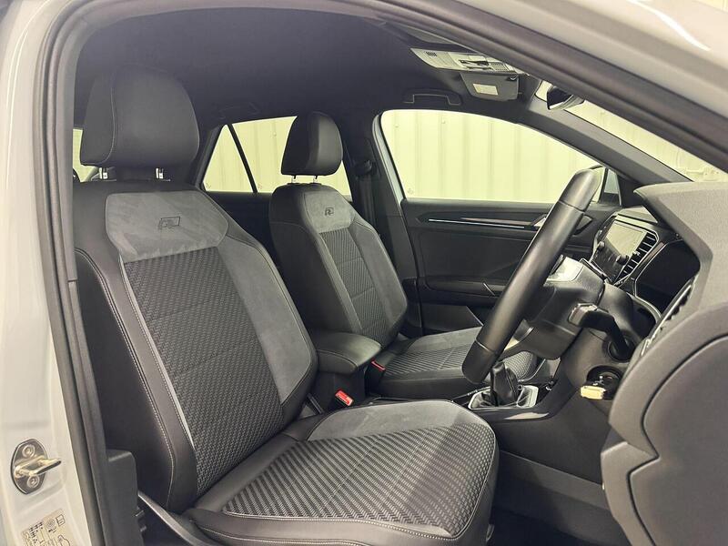 Volkswagen T-Roc 1.5 TSI GPF EVO R-Line SUV 5dr Petrol Manual Euro 6 (s/s) (150 ps) - U119282