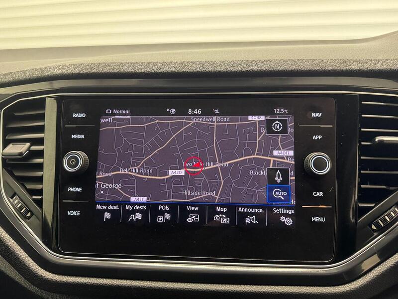 Volkswagen T-Roc 1.5 TSI GPF EVO R-Line SUV 5dr Petrol Manual Euro 6 (s/s) (150 ps) - U119282