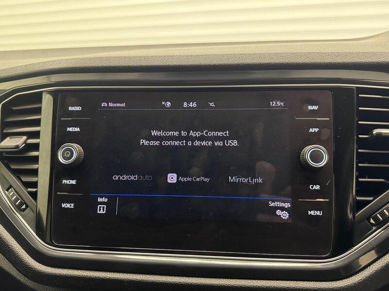 Volkswagen T-Roc 1.5 TSI GPF EVO R-Line SUV 5dr Petrol Manual Euro 6 (s/s) (150 ps) - U119282