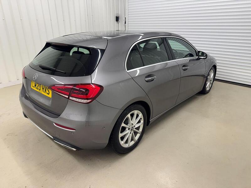 Mercedes-Benz A Class 1.3 A180 Sport (Executive) Hatchback 5dr Petrol 7G-DCT Euro 6 (s/s) (136 ps) - U119284