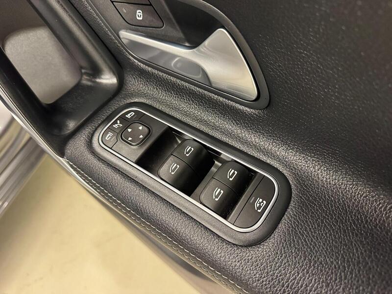 Mercedes-Benz A Class 1.3 A180 Sport (Executive) Hatchback 5dr Petrol 7G-DCT Euro 6 (s/s) (136 ps) - U119284