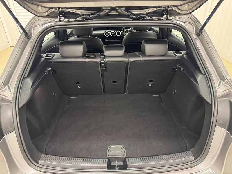 Mercedes-Benz A Class 1.3 A180 Sport (Executive) Hatchback 5dr Petrol 7G-DCT Euro 6 (s/s) (136 ps) - U119284