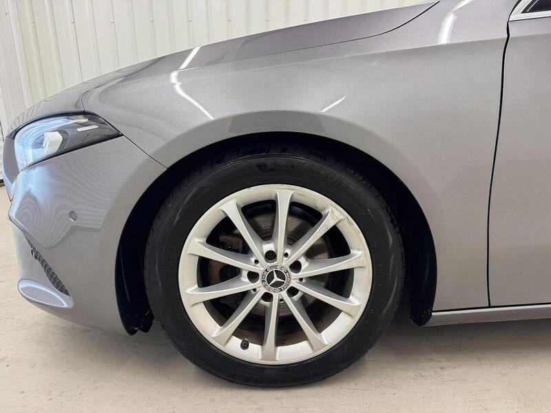 Mercedes-Benz A Class 1.3 A180 Sport (Executive) Hatchback 5dr Petrol 7G-DCT Euro 6 (s/s) (136 ps) - U119284