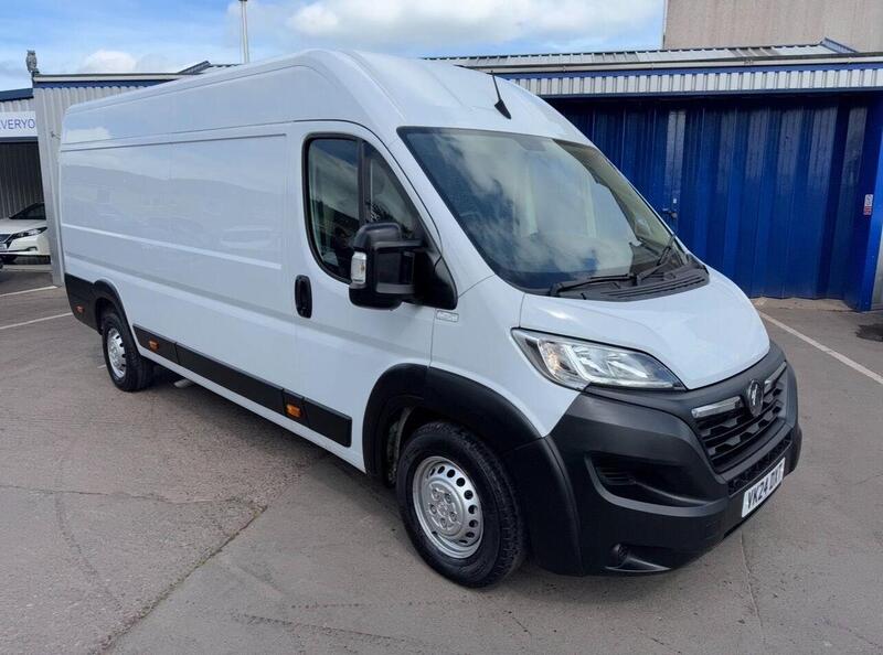Vauxhall Movano 2.2 CDTi 3500 BiTurbo HDT Prime FWD L4 H2 Euro 6 (s/s) 5dr - U119288