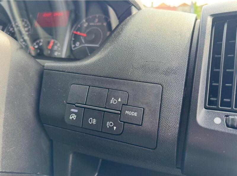 Vauxhall Movano 2.2 CDTi 3500 BiTurbo HDT Prime FWD L4 H2 Euro 6 (s/s) 5dr - U119288
