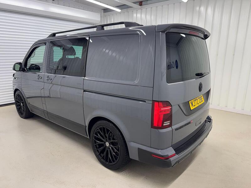 Volkswagen Transporter 2.0 BiTDI T32 Highline Kombi Double Cab 5dr Diesel DSG FWD SWB Euro 6 (s/s) (204 ps) - U119291