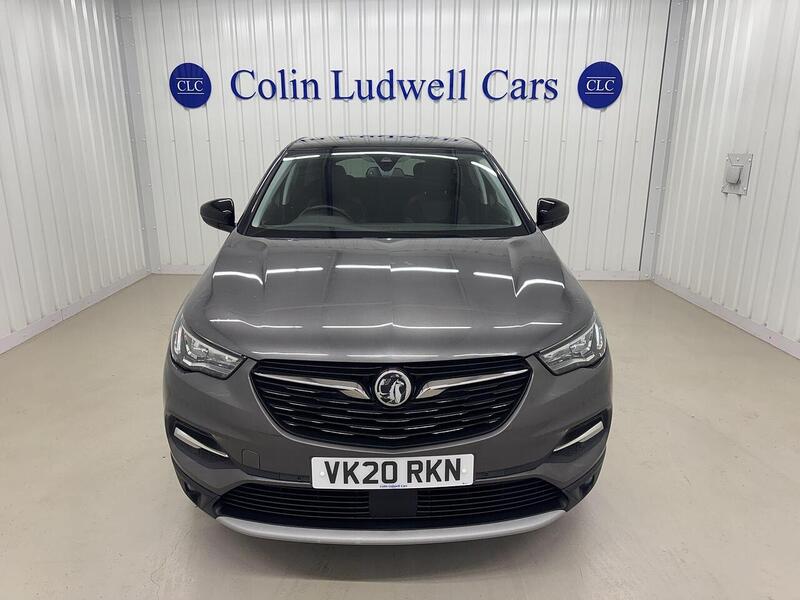 Vauxhall Grandland X 1.2 Turbo SRi Nav Euro 6 (s/s) 5dr - U119300