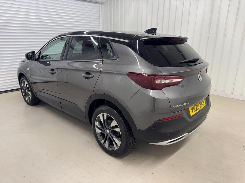 Vauxhall Grandland X 1.2 Turbo SRi Nav Euro 6 (s/s) 5dr - U119300