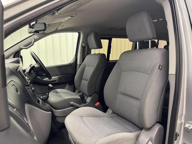 Hyundai i800 2.5 CRDi SE Nav Euro 6 5dr - U119303