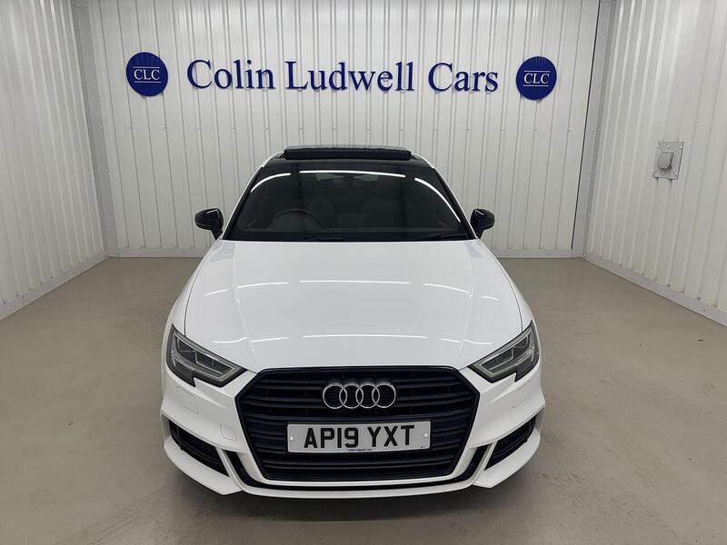 Audi A3 1.5 TFSI CoD 35 Black Edition Sportback S Tronic Euro 6 (s/s) 5dr - U119307