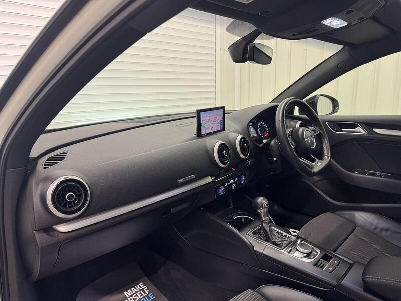 Audi A3 1.5 TFSI CoD 35 Black Edition Sportback S Tronic Euro 6 (s/s) 5dr - U119307