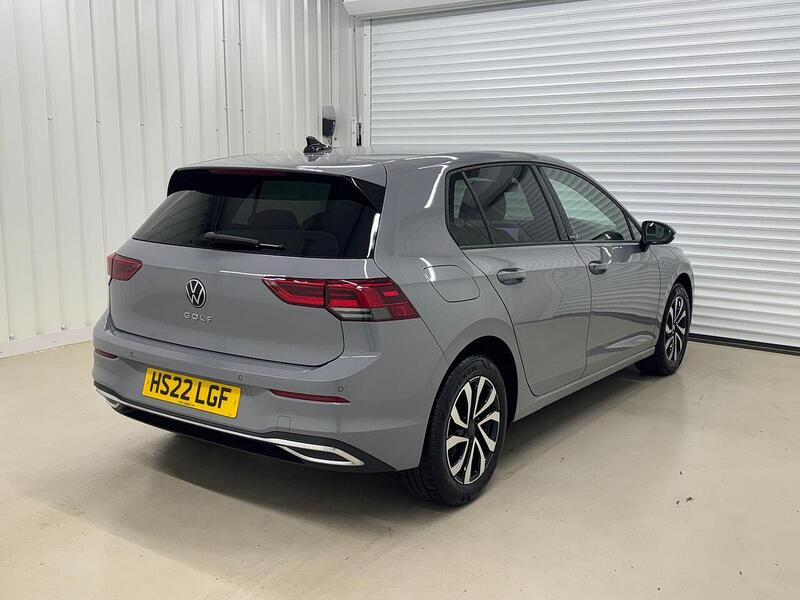 Volkswagen Golf 1.5 TSI Active Hatchback 5dr Petrol Manual Euro 6 (s/s) (130 ps) - U119309