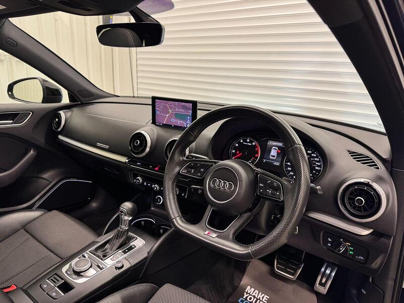 Audi A3 1.0 TFSI 30 Black Edition Sportback 5dr Petrol S Tronic Euro 6 (s/s) (116 ps) - U119315