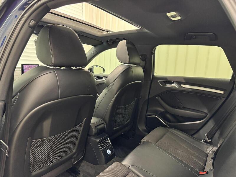Audi A3 1.0 TFSI 30 Black Edition Sportback 5dr Petrol S Tronic Euro 6 (s/s) (116 ps) - U119315