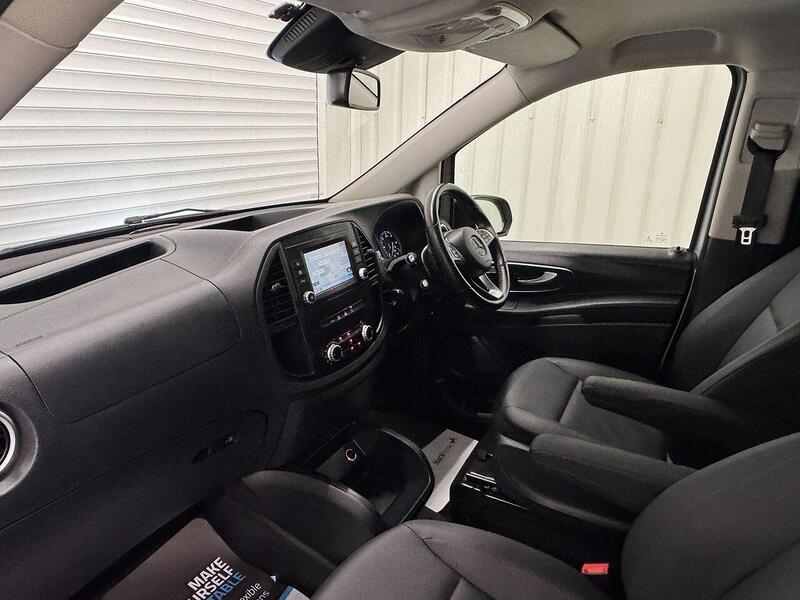 Mercedes-Benz Vito 2.1 119 CDI Sport Crew Van Double Cab 5dr Diesel G-Tronic+ RWD L2 Euro 6 (s/s) (LWB) (190 ps) - U119317
