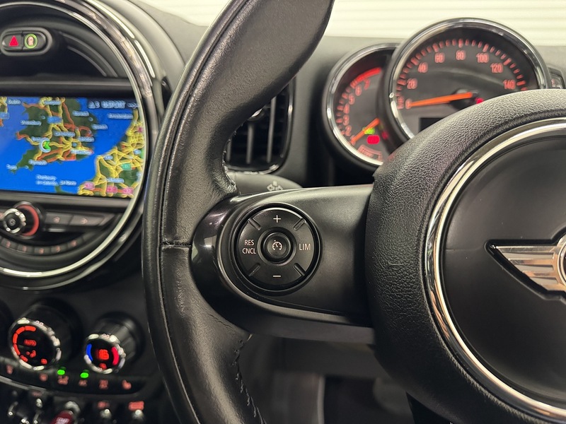 MINI Countryman 1.5 Cooper Auto Euro 6 (s/s) 5dr - U119319