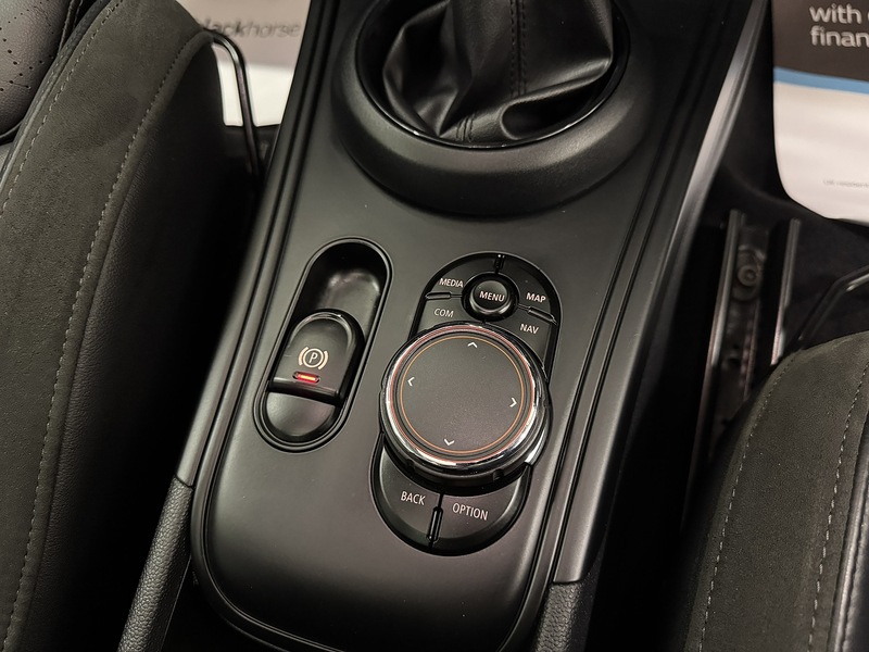 MINI Countryman 1.5 Cooper Auto Euro 6 (s/s) 5dr - U119319