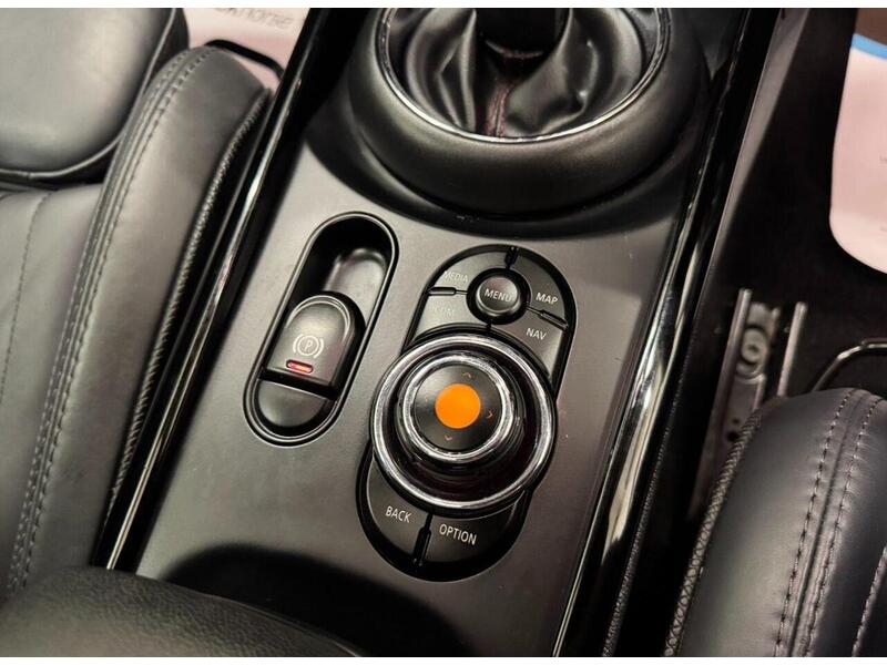 MINI Clubman 2.0 Cooper S Exclusive Steptronic Euro 6 (s/s) 6dr - U119321