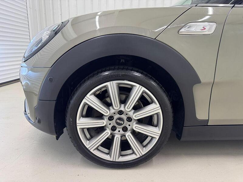 MINI Clubman 2.0 Cooper S Exclusive Steptronic Euro 6 (s/s) 6dr - U119321