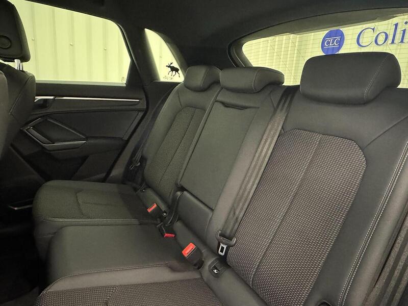 Audi Q3 1.5 TFSI CoD 35 S line SUV 5dr Petrol Manual Euro 6 (s/s) (150 ps) - U119323