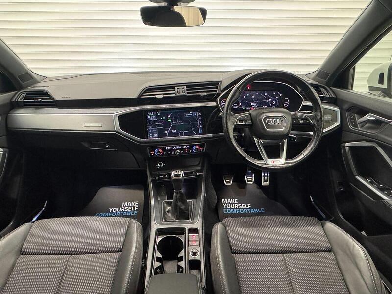 Audi Q3 1.5 TFSI CoD 35 S line SUV 5dr Petrol Manual Euro 6 (s/s) (150 ps) - U119323