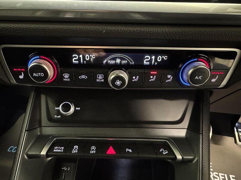 Audi Q3 1.5 TFSI CoD 35 S line SUV 5dr Petrol Manual Euro 6 (s/s) (150 ps) - U119323