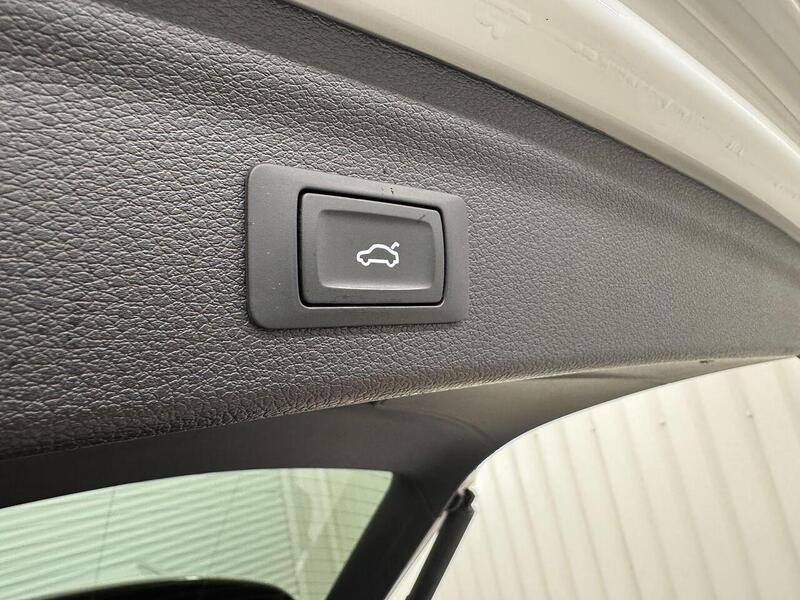 Audi Q3 1.5 TFSI CoD 35 S line SUV 5dr Petrol Manual Euro 6 (s/s) (150 ps) - U119323