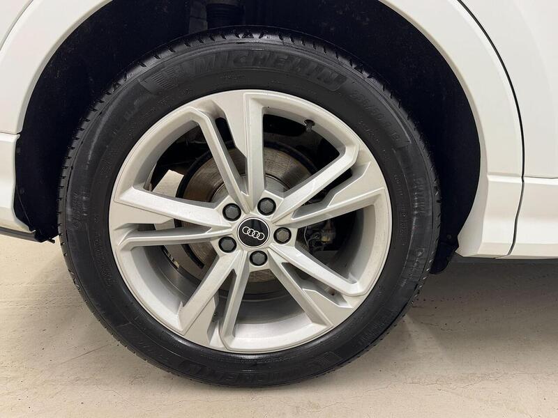 Audi Q3 1.5 TFSI CoD 35 S line SUV 5dr Petrol Manual Euro 6 (s/s) (150 ps) - U119323