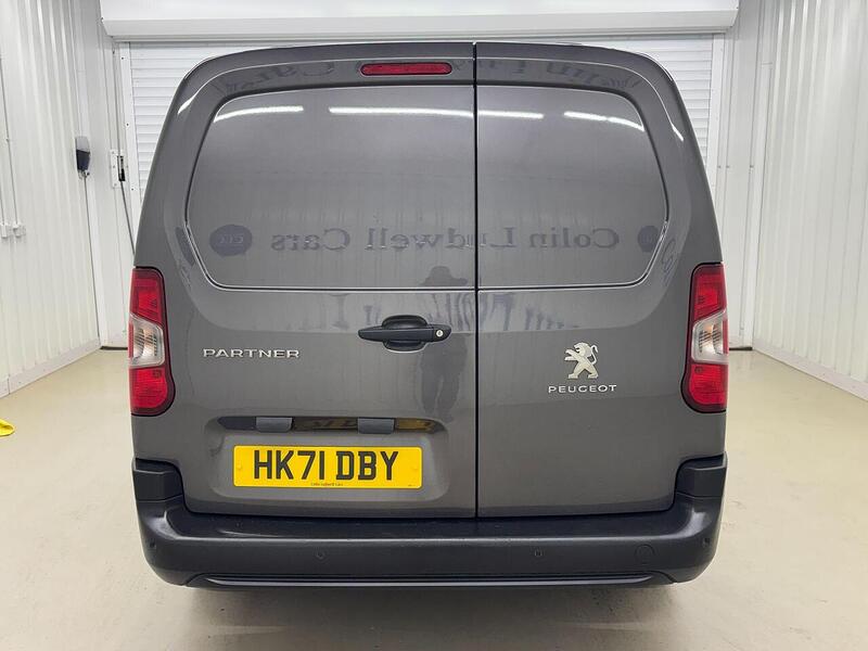 Peugeot Partner 1.5 BlueHDi 950 Professional Premium Long Panel Van 6dr Diesel Manual LWB Euro 6 (100 bhp) - U119324